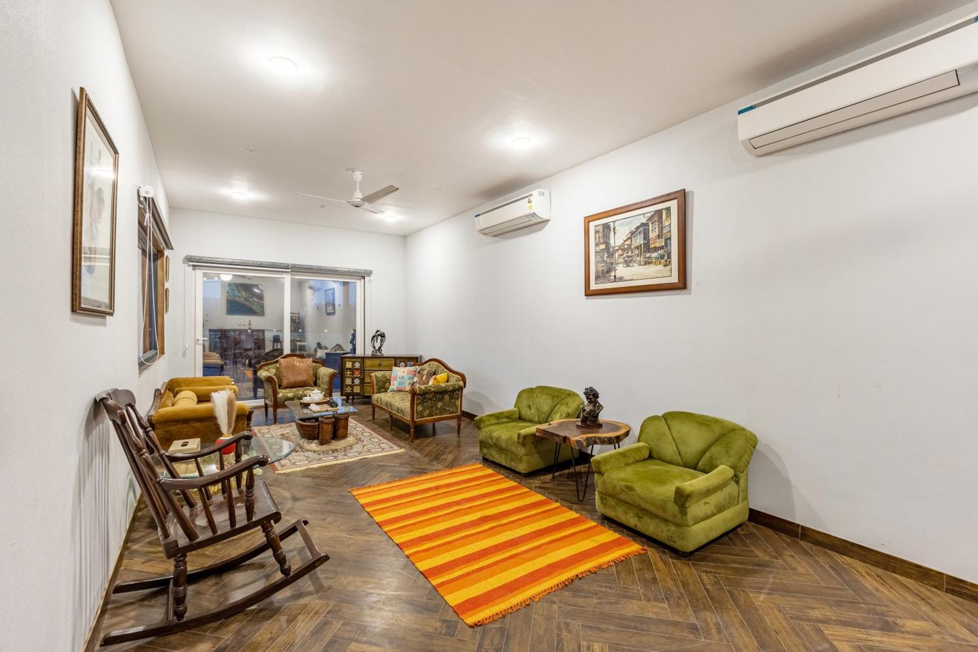 DhaujElivaas Hidden Oasis 4Bhk With Pool, Mud House & Container House别墅 外观 照片