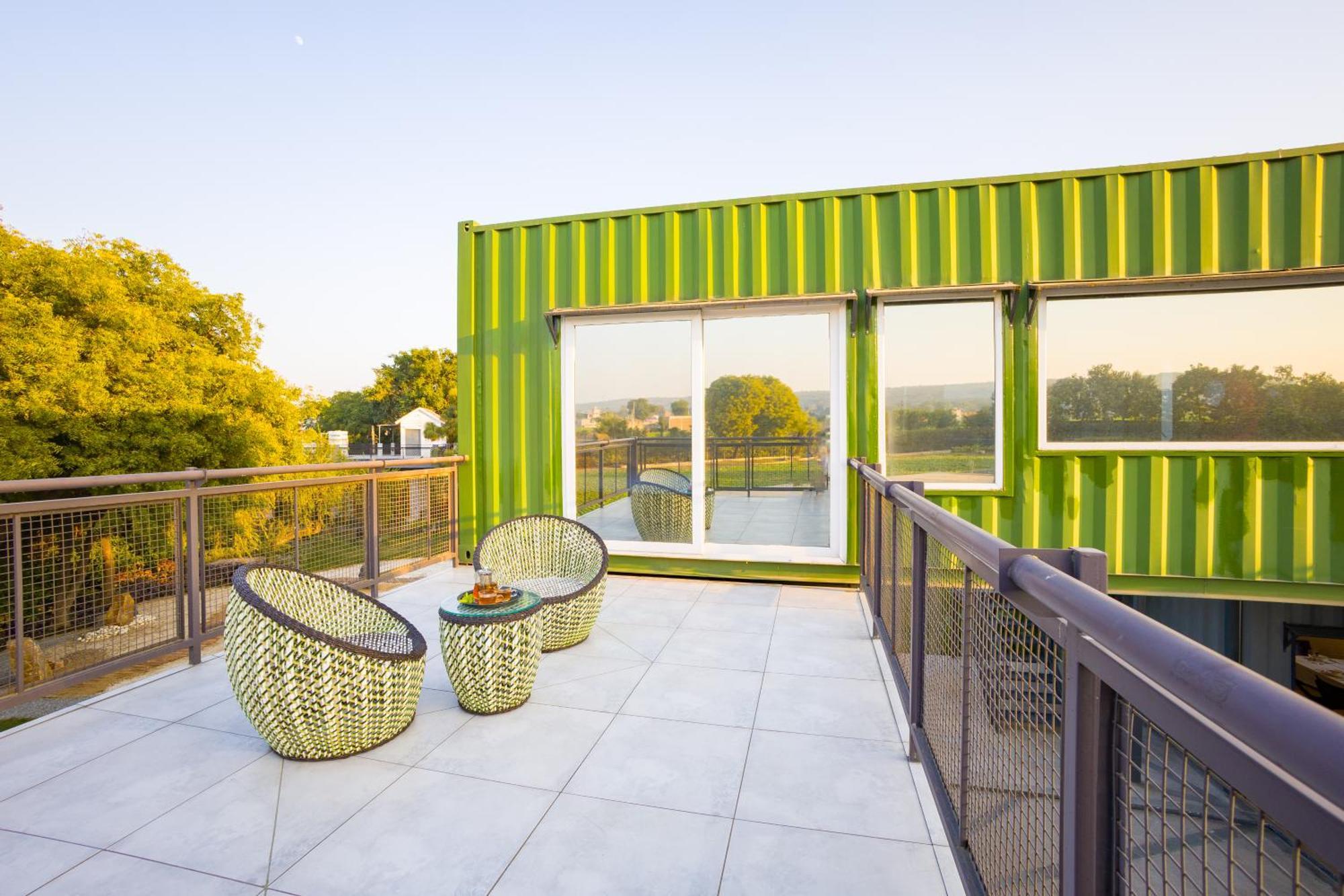 DhaujElivaas Hidden Oasis 4Bhk With Pool, Mud House & Container House别墅 外观 照片